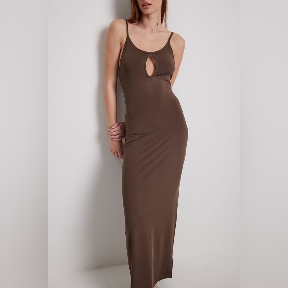 NWT Na-kd Front Cut Out Maxi Dress